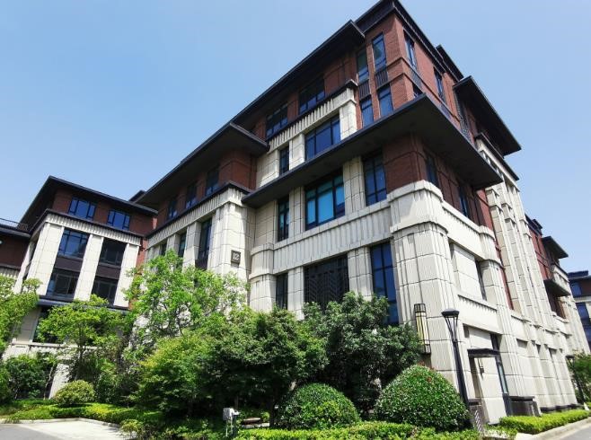 如何选择值得信任的上海办公楼出租平台？